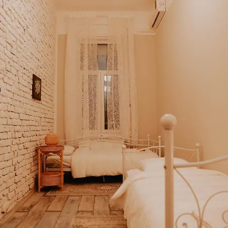 Apartmán For Rent In Centre Budapešť