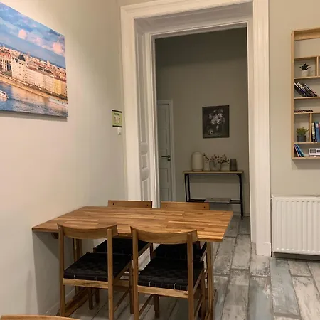 Apartmán For Rent In Centre *