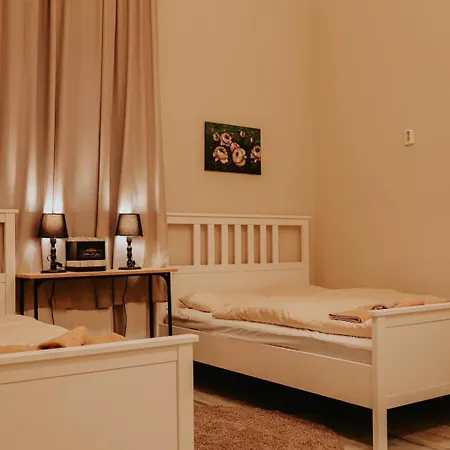For Rent In Centre